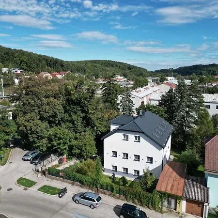 Apartment 65m2 Near Vienna - Up To 6 Guests - Self Check-in - Free Parking Purkersdorf
