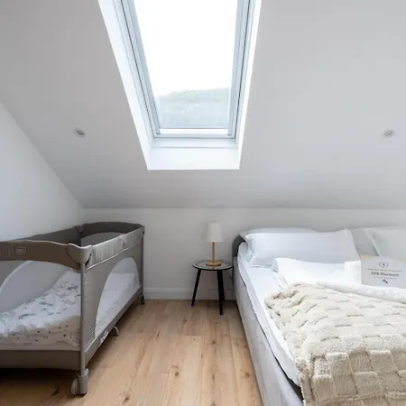 Apartman 65m2 Near Vienna - Up To 6 Guests - Self Check-in - Free Parking Purkersdorf