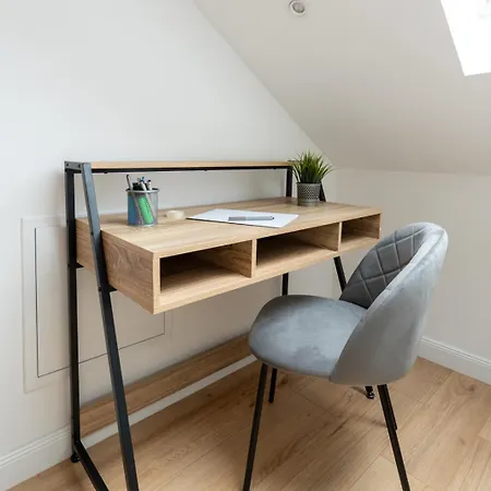 65m2 Near Vienna - Up To 6 Guests - Self Check-in - Free Parking Apartment *