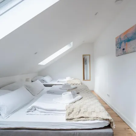 Apartman 65m2 Near Vienna - Up To 6 Guests - Self Check-in - Free Parking