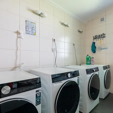 Apartman 65m2 Near Vienna - Up To 6 Guests - Self Check-in - Free Parking *