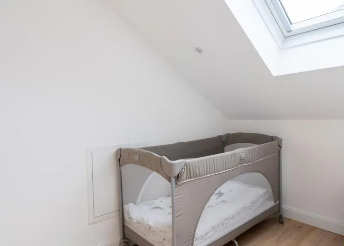 65m2 Near Vienna - Up To 6 Guests - Self Check-in - Free Parking Apartamento *